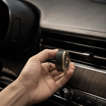 Load image into Gallery viewer, FRESHENOPT AIR DIFFUSER FOR CAR CAR FRAGRANCE